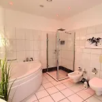 Deluxe Mit Sauna, Gehobene Ausstattung, Sydney *